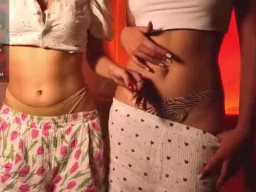 couple Best Hot Camgirls with lookygood