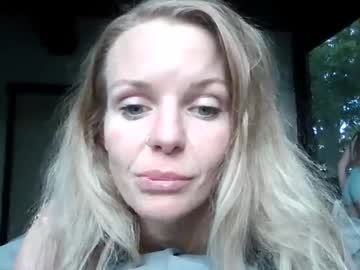 girl Best Hot Camgirls with carinablair777